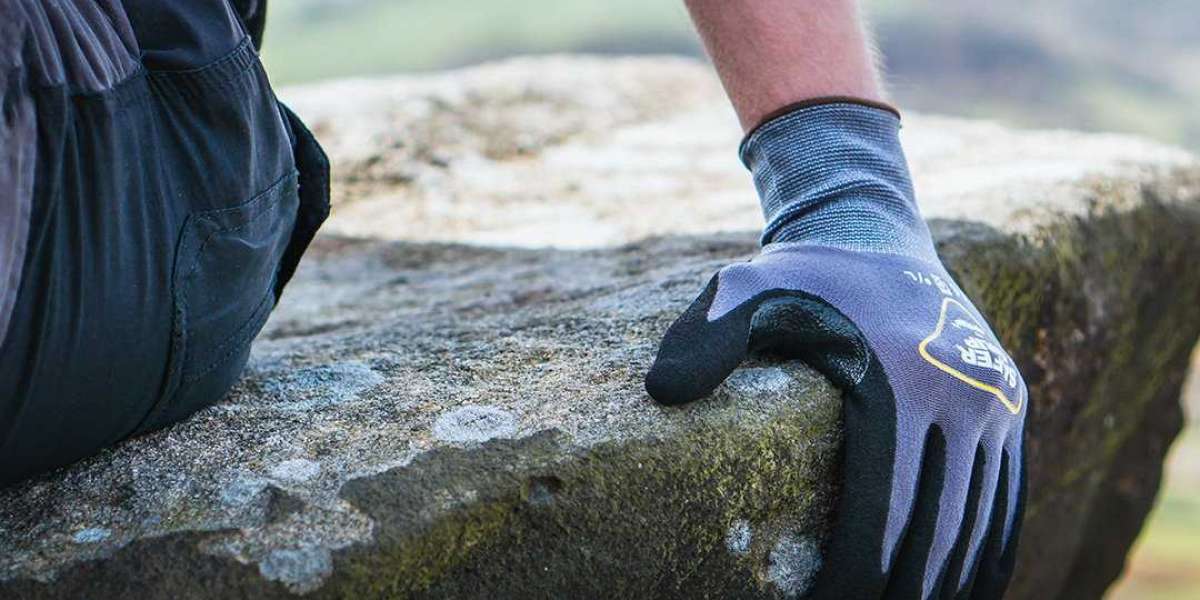 Hiking Gloves Guide