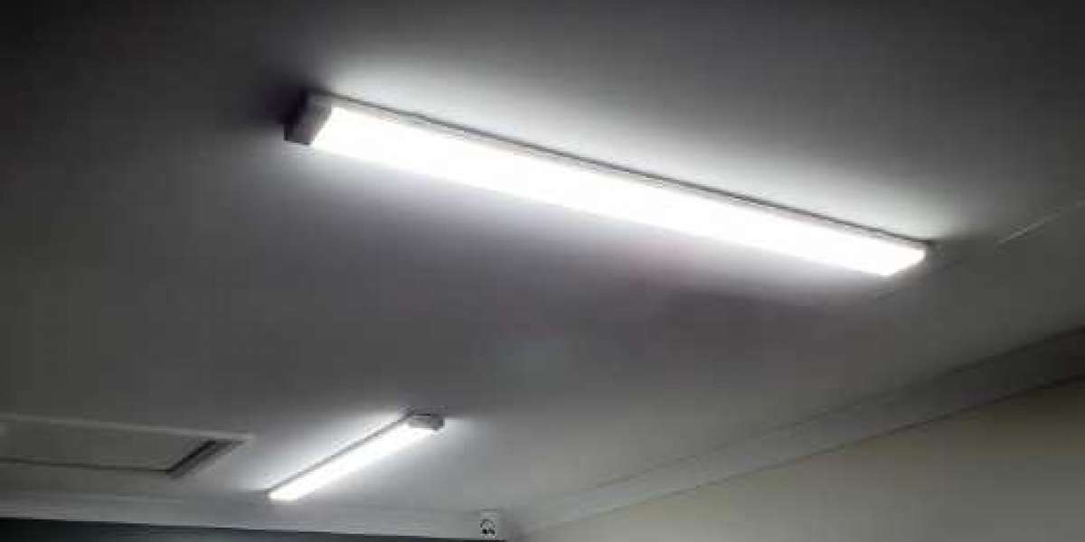 In terms of wattage what exactly does an LED batten light consist of
