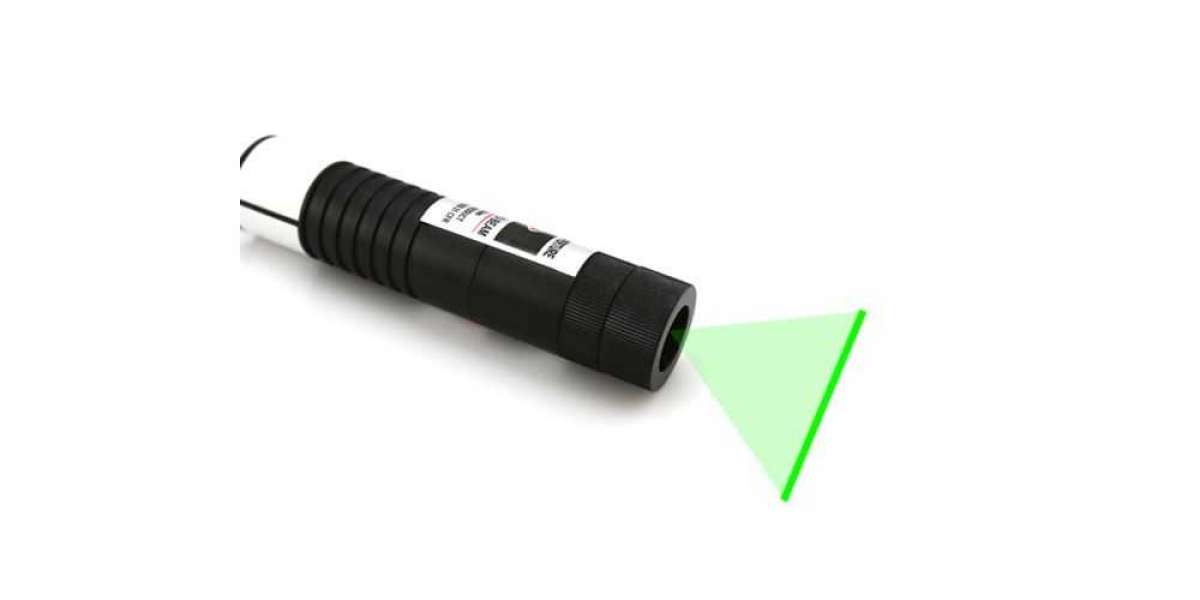 How does glass coated lens 532nm green line laser module work in distance?