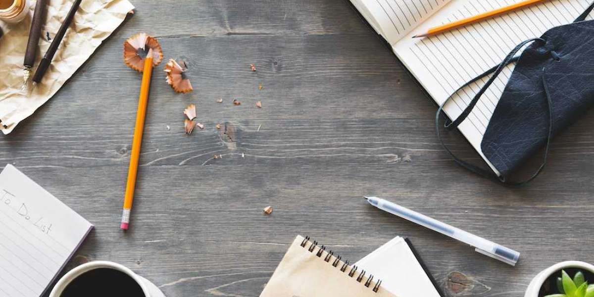 How to Balance Work, Life, and Online Classes with Professional Help