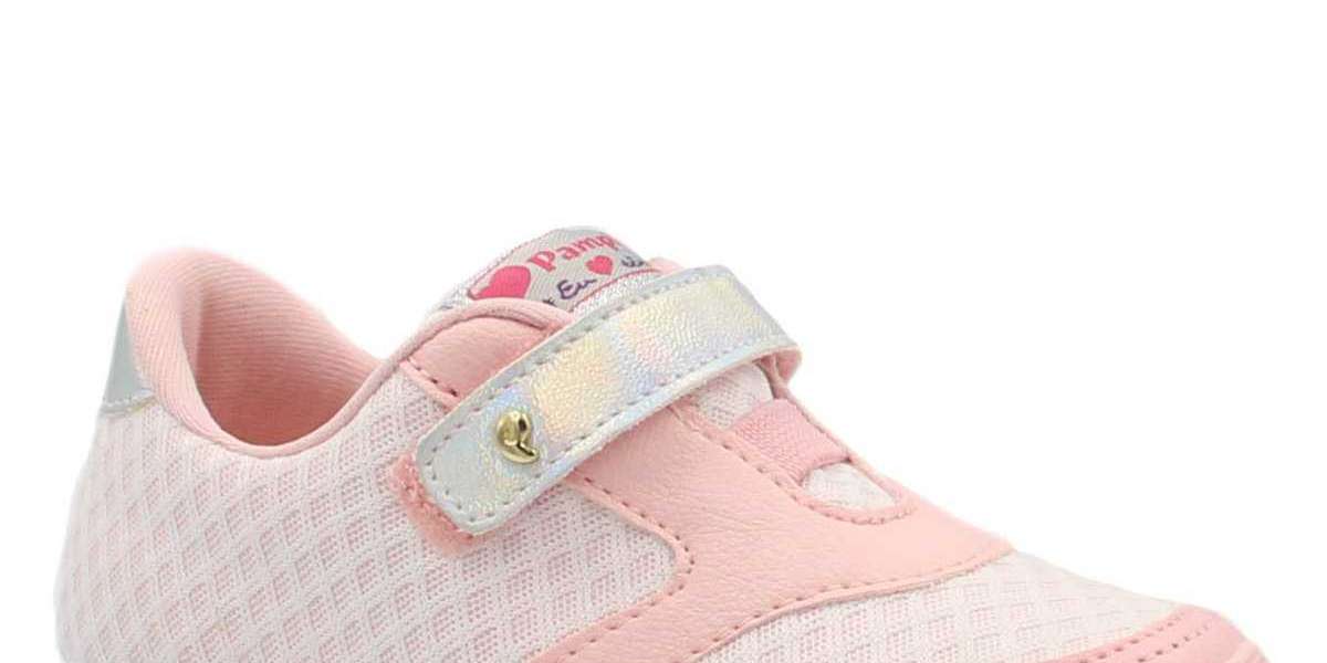 Descubra as Novidades e Estilos dos Tênis de Luzinha Pampili: Conforto e Brilho para Pequenos Passos