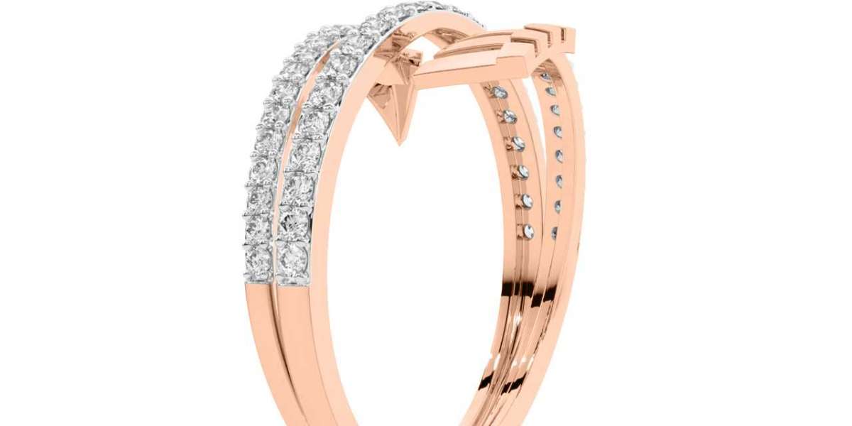 A Guide to Gold Rings with Diamonds: The Perfect Blend of Elegance and Sparkle