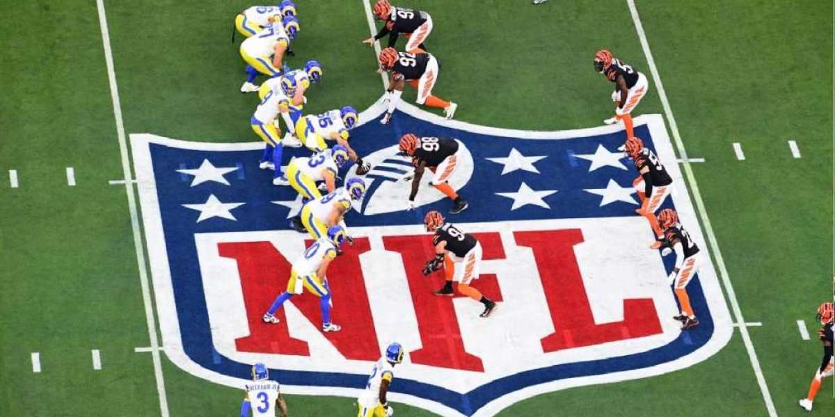 Giants assistant GM Brandon Brown towards go to the Ozzie Newsome