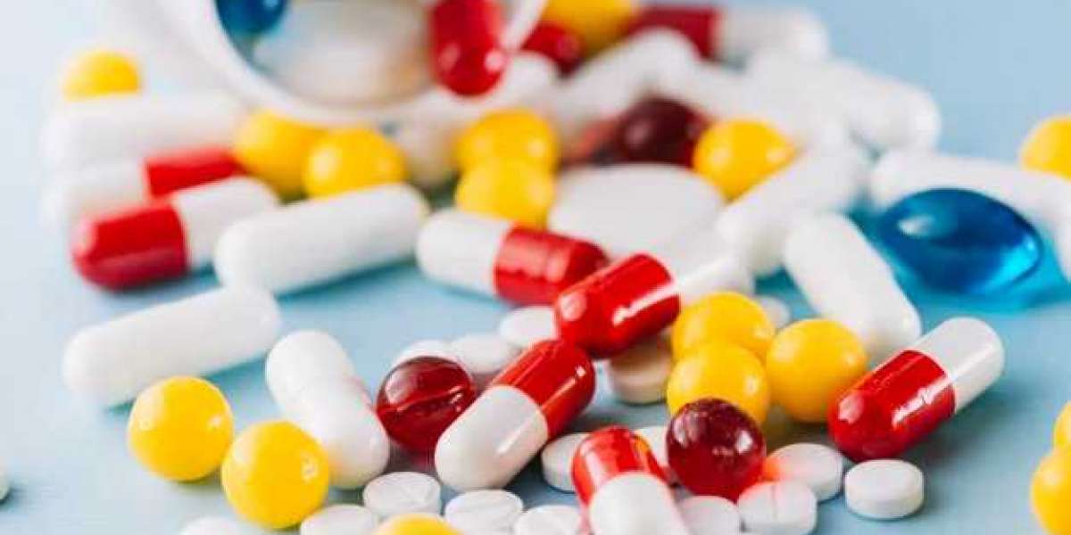 Qué es la ruda y para qué sirve: las propiedades de esta planta medicinal, sus contraindicaciones y cómo prepararla