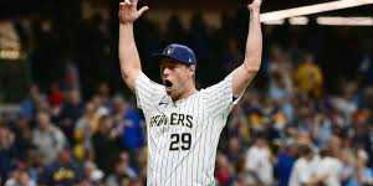 Brewers convey back again Jake Bauers upon tiny league package