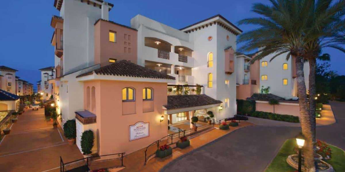 Is There Parking for Hotel Guests at the Marriott's Marbella Beach Resort