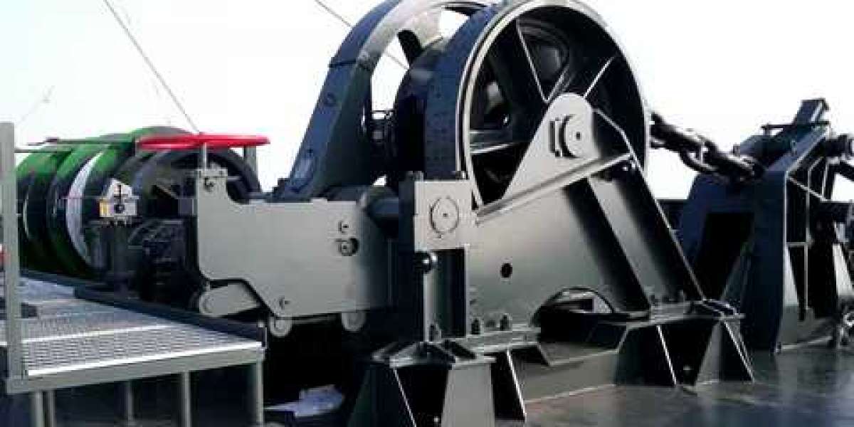 Hydraulic Deck Machinery: A Simple Guide to Its Importance and Maintenance