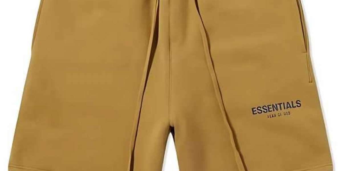 Essentials Shorts: Comfort and Style for Everyday Wear