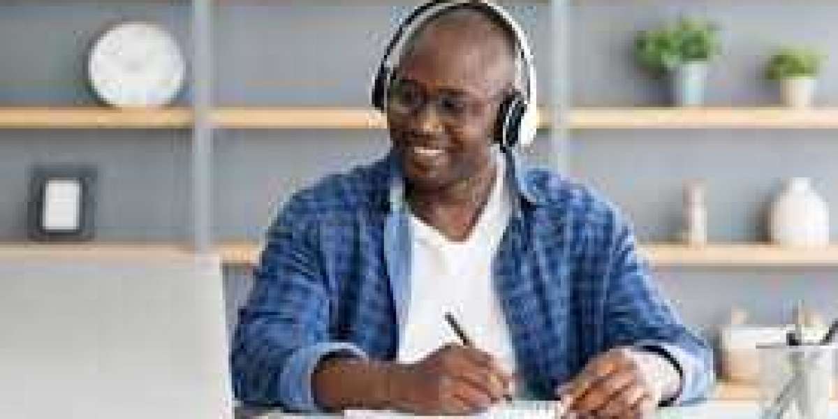 Staying Focused in Online Classes: Secrets to Success