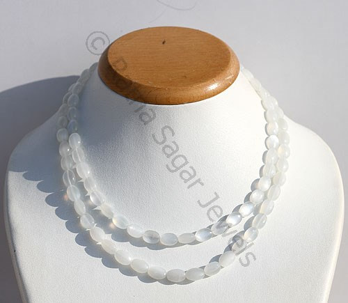 Why Choose White Moonstone Gemstone Beads for Your Creations? - Ratna Sagar Jewels: Gemstone Beads Supplier