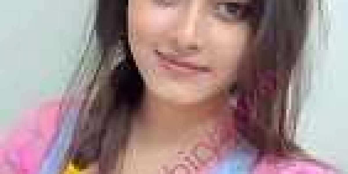 Call Girls in Mumbai - Single Girl for Out Call